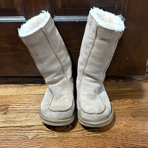 UGG Tan Suede Boots with Cream Fur